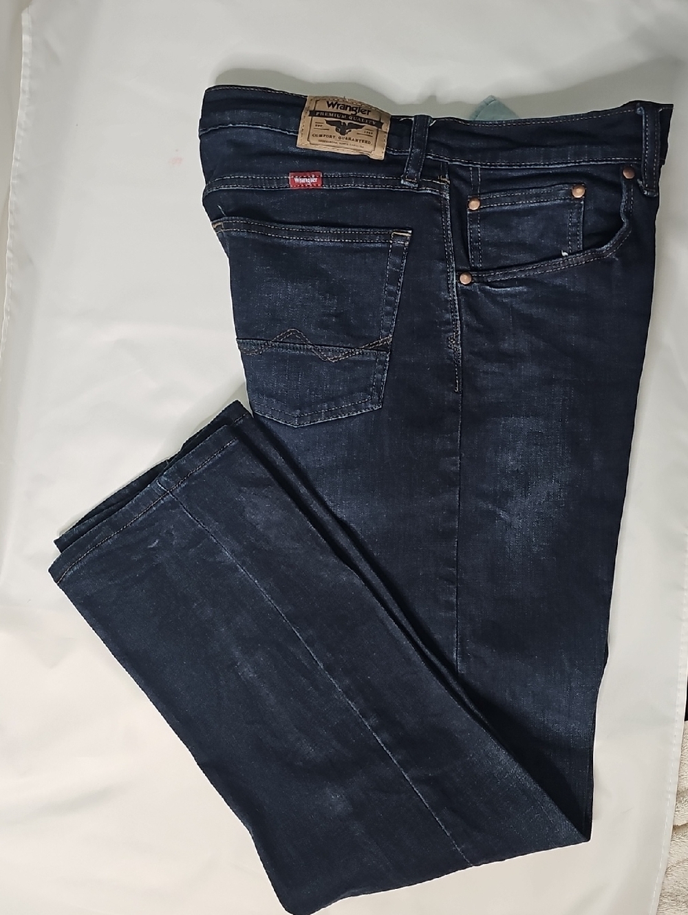 Wrangler Men’s Dark Indigo Slim Straight Jeans